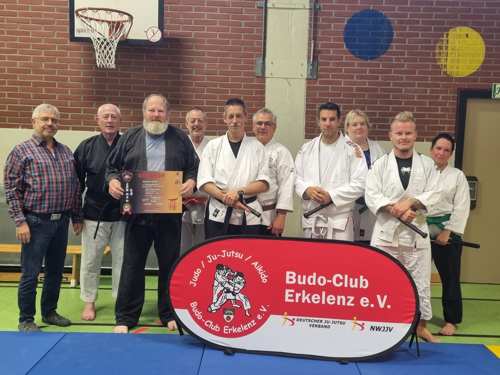 4. Dan Tonfa-Jutsu für Sebastian Gnotke und erfolgreiche Kyu-Prüfung im Tonfa-Jutsu in Erkelenz
